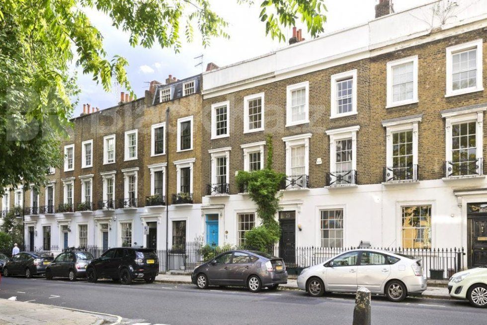 Property photo 1 of 1