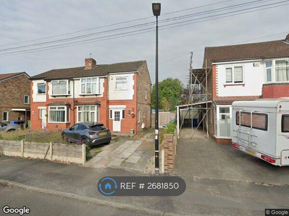 Property photo 2 of 13