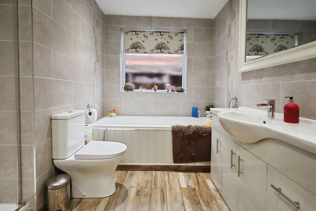 Additional image 13 of 3 bed detached bungalow for saleTutbury Road, Burton-On-Trent DE13