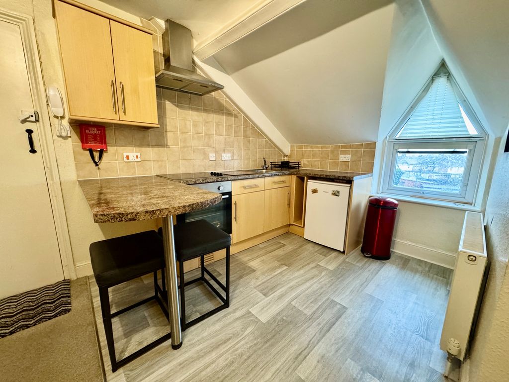 Property photo 2 of 6 Image