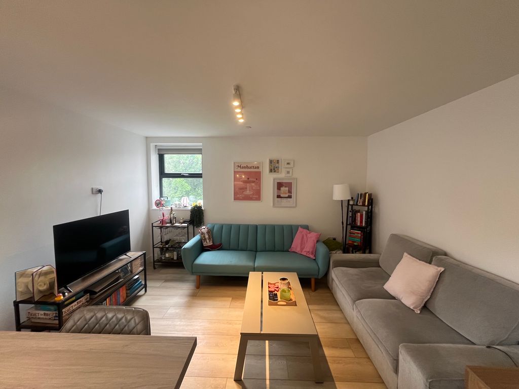 Property photo 2 of 10 Living Room