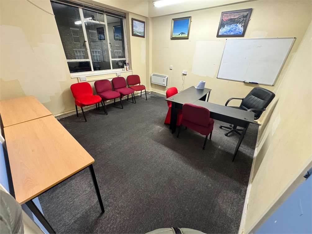 Property photo 1 of 2