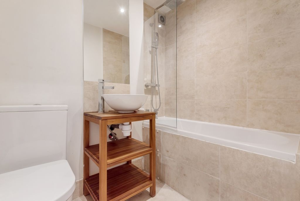 Property photo 3 of 6 415448 (6)