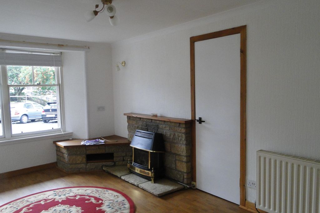 Property photo 3 of 7 Gallery