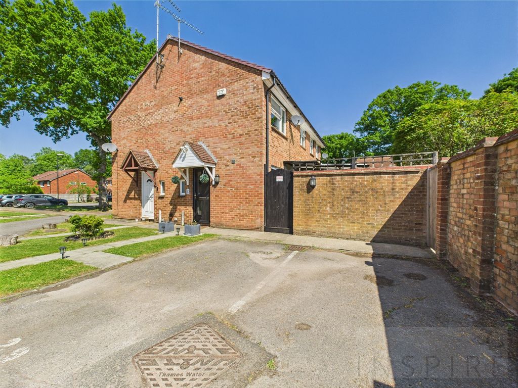 Property photo 1 of 23