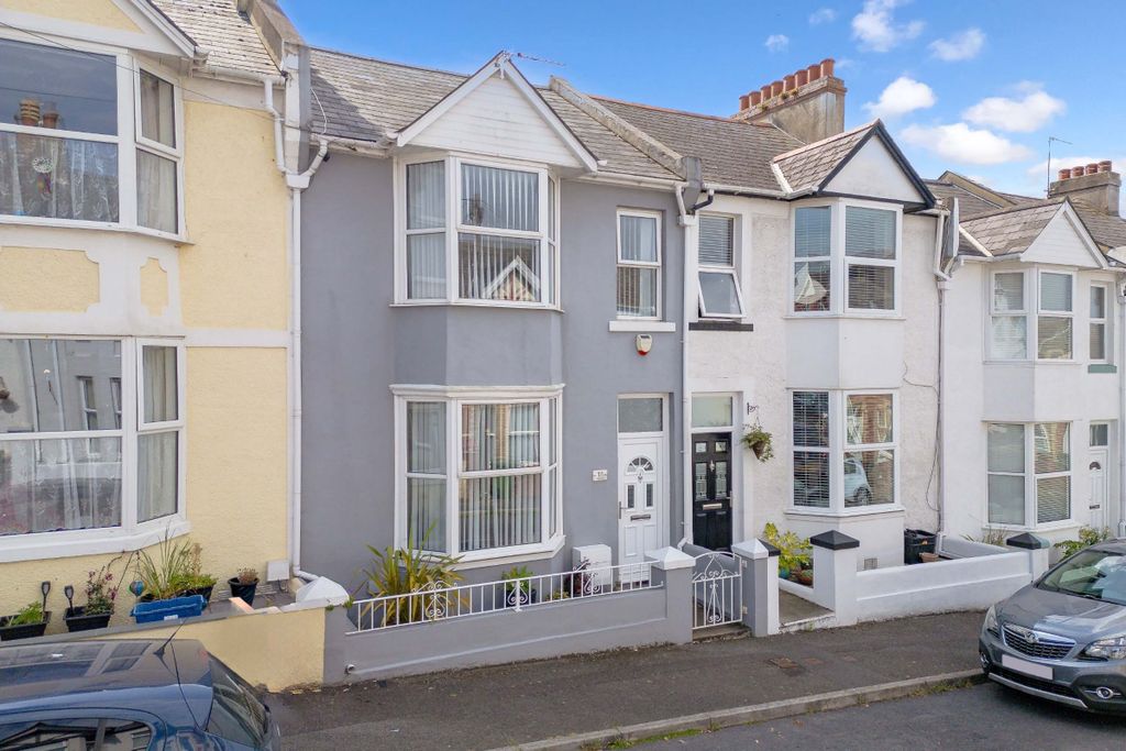 Property photo 1 of 19