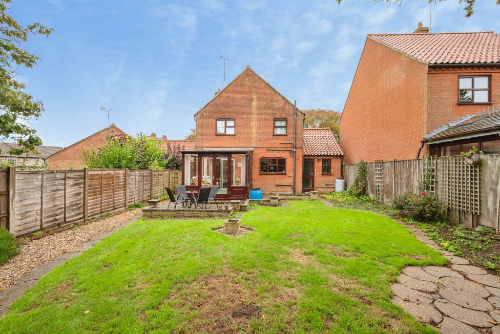 Property photo 2 of 18
