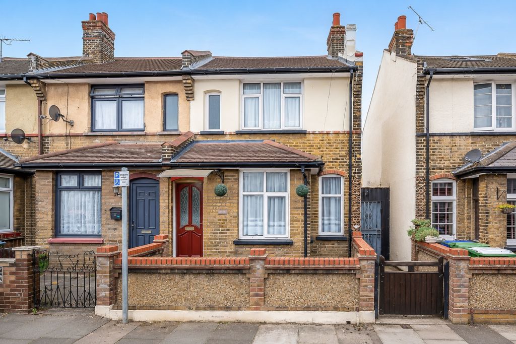 Property photo 1 of 15 5196141