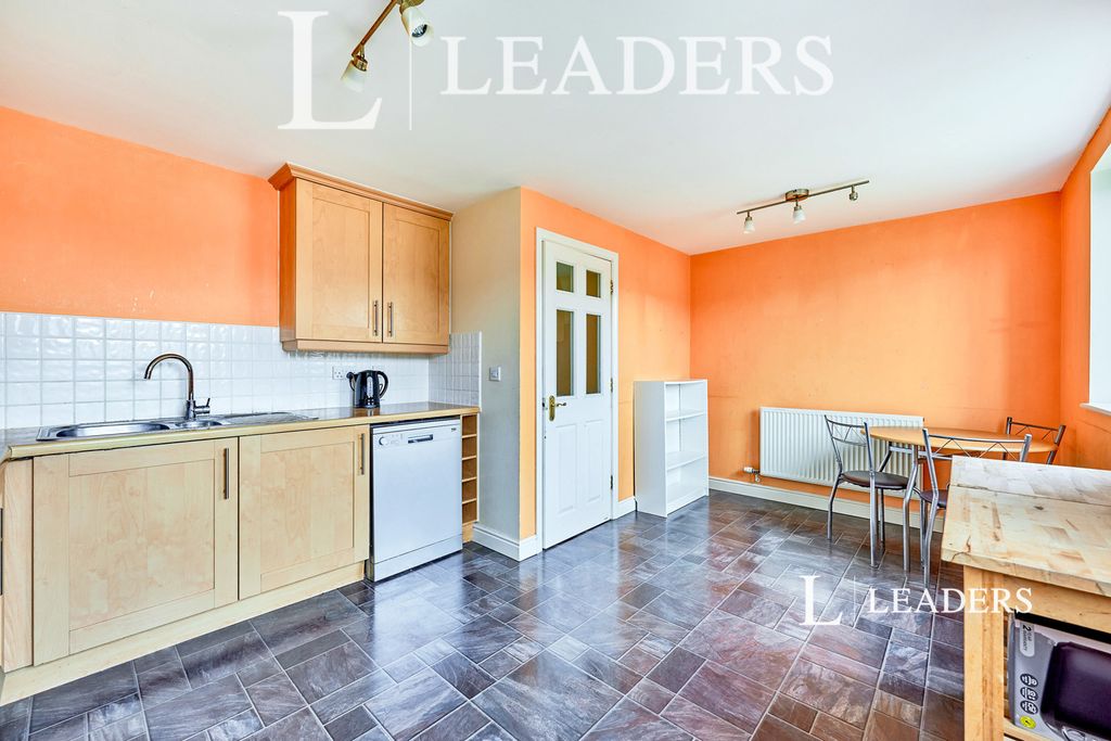 Property photo 3 of 12 Pbox-Img.Jpg