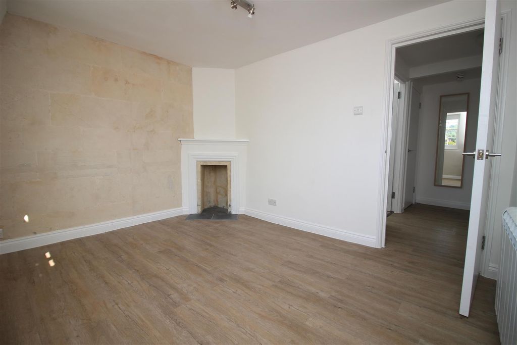 Property photo 2 of 12 Img_9860.Jpg