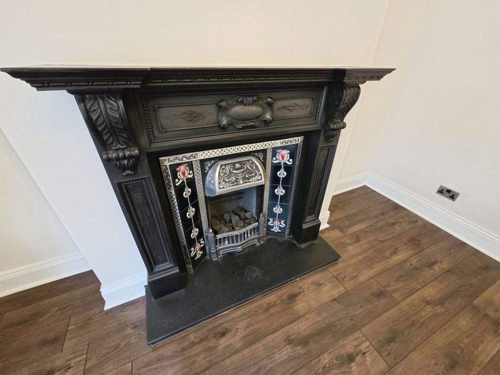 Property photo 3 of 15 Pbox-Img.Jpg