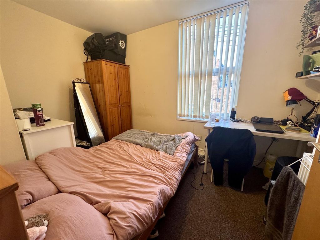 Property photo 3 of 8 Tempimage1Twu2B.Jpg