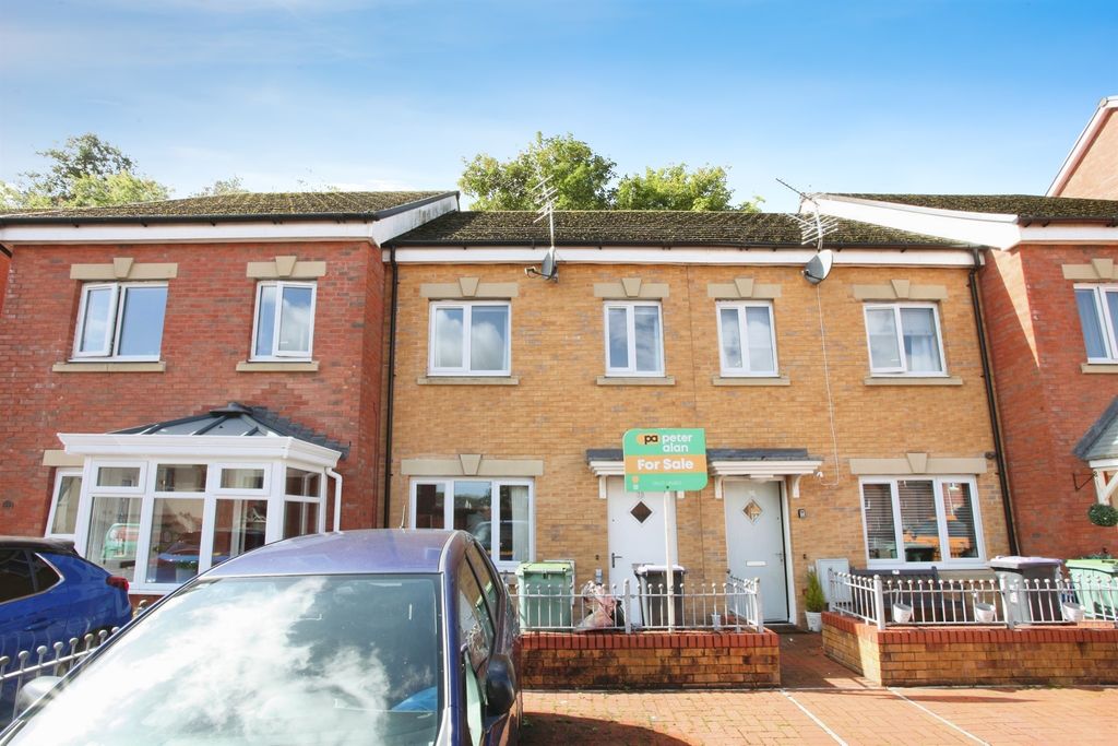 Property photo 2 of 17