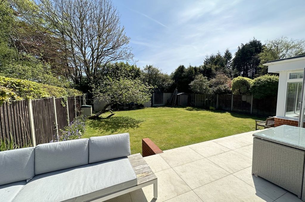 Property photo 3 of 23