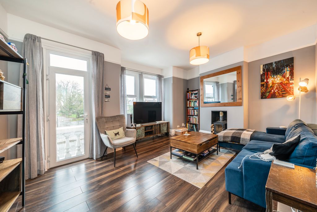 Property photo 2 of 5 Picture No. 03