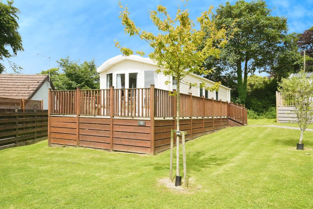 Property photo 1 of 17 Photo