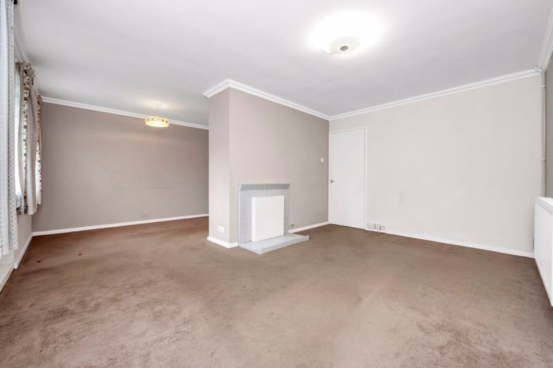 Property photo 2 of 15 Sitting/Dining Room