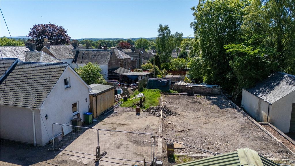 Property photo 3 of 17 Picture No. 01