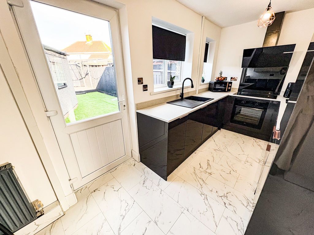 Property photo 3 of 12 Photo 3