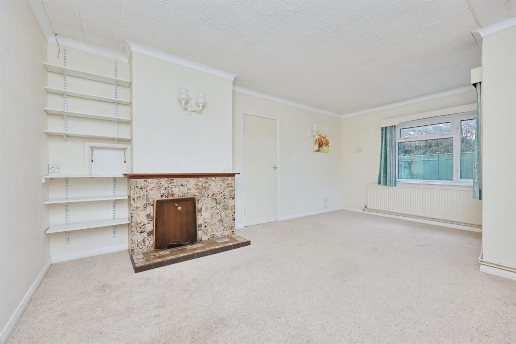 Property photo 3 of 23