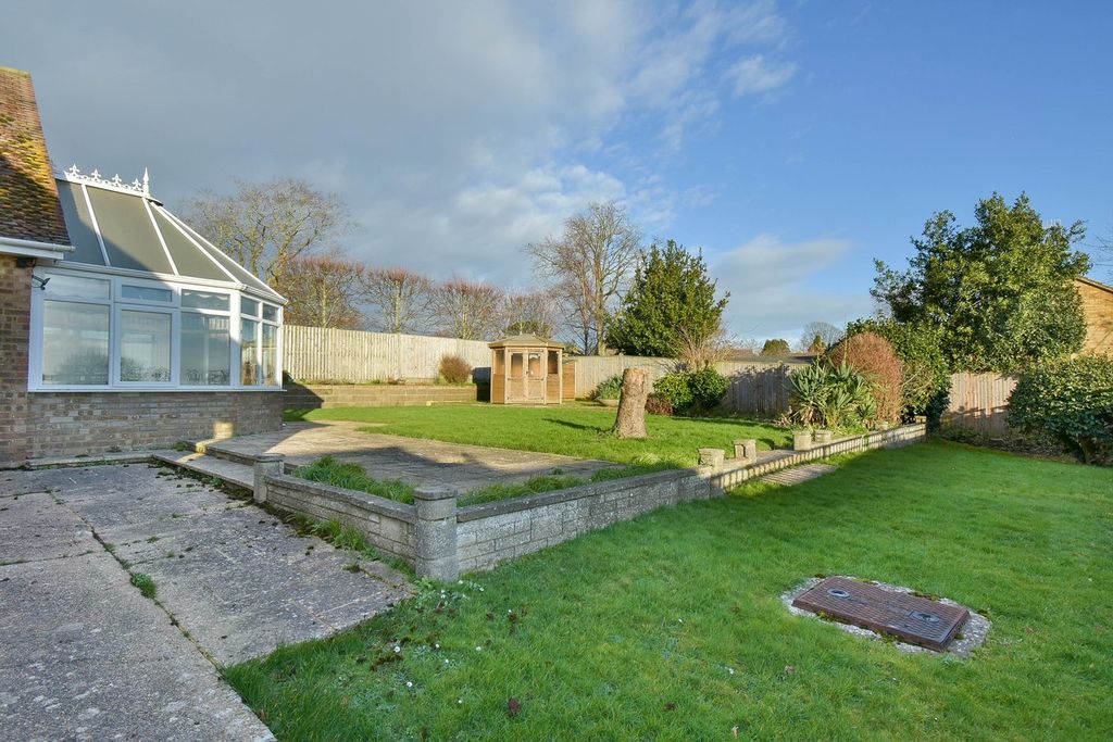 Property photo 3 of 16