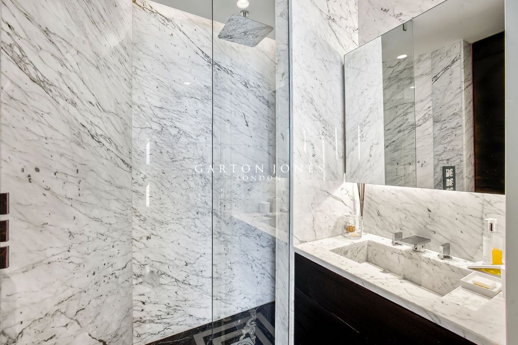 Additional image 14 of 2 bed flat to rentTower Building, 1 St Georges Wharf, London SW8