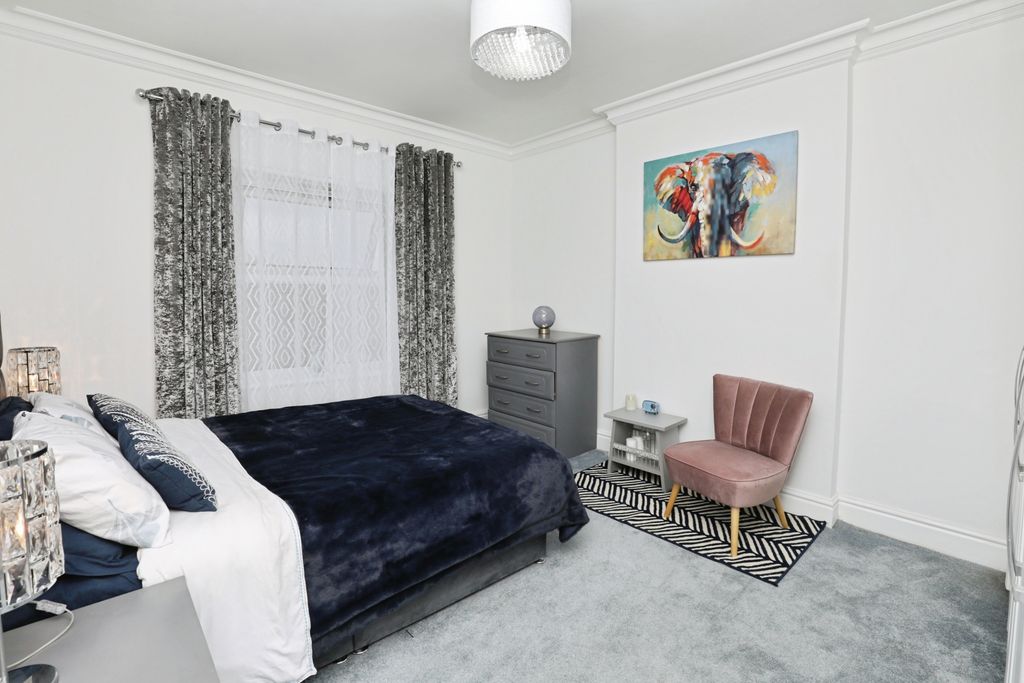 Property photo 3 of 14 Bedroom One