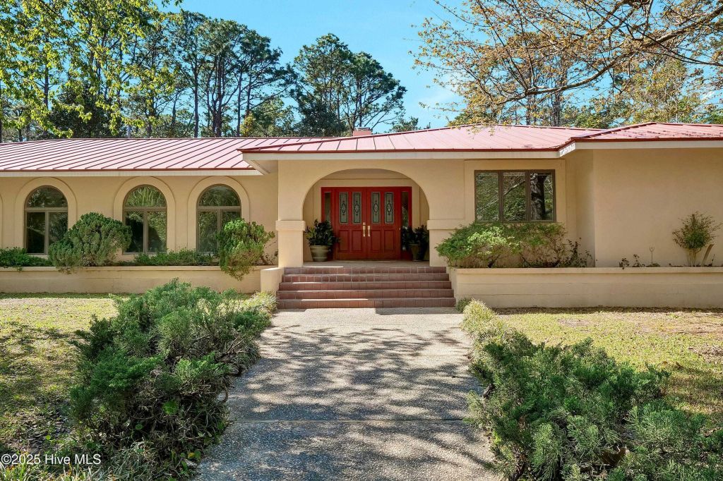 Property photo 1 of 31