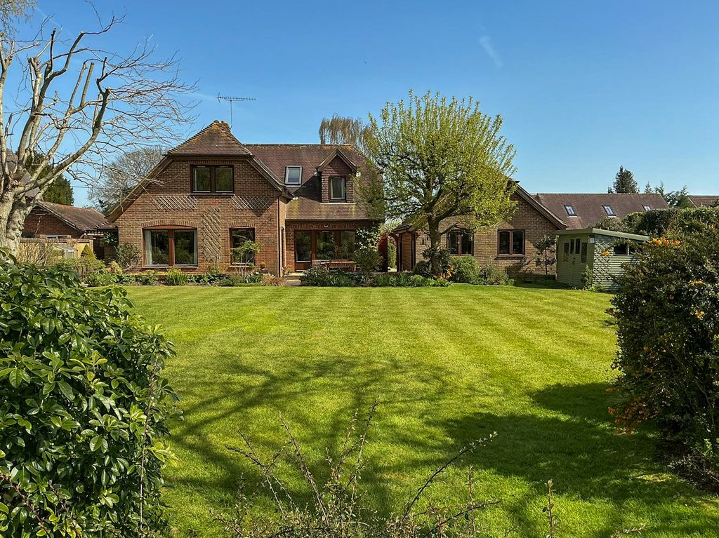 Property photo 1 of 27