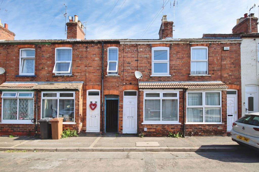 Property photo 1 of 10