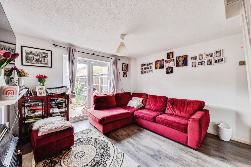Property photo 2 of 13