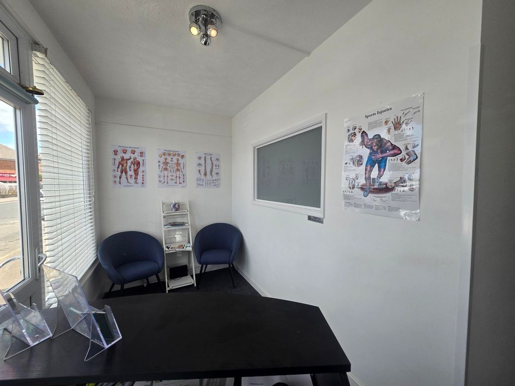 Property photo 3 of 6