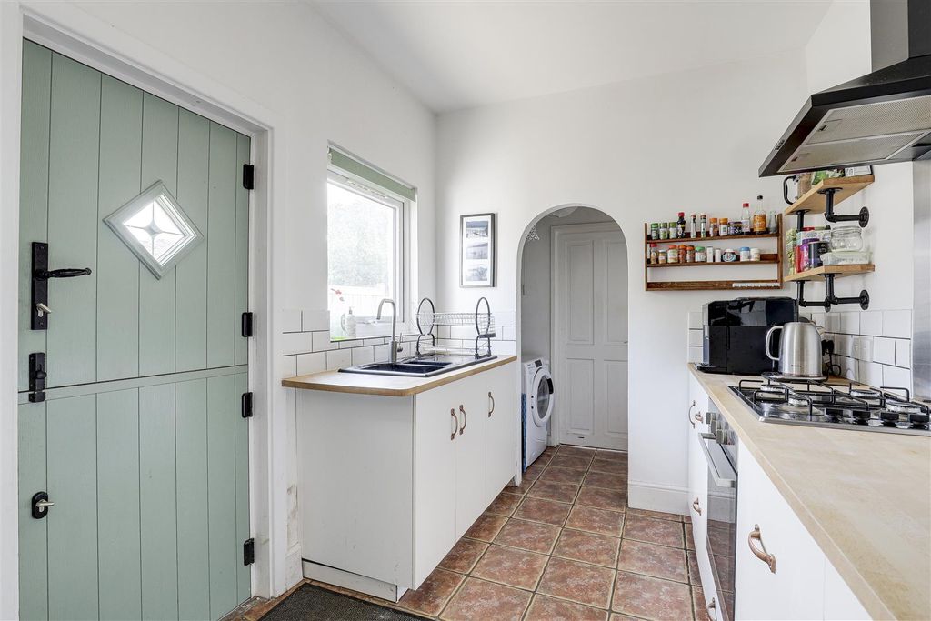 Property photo 2 of 24 1883.Jpg