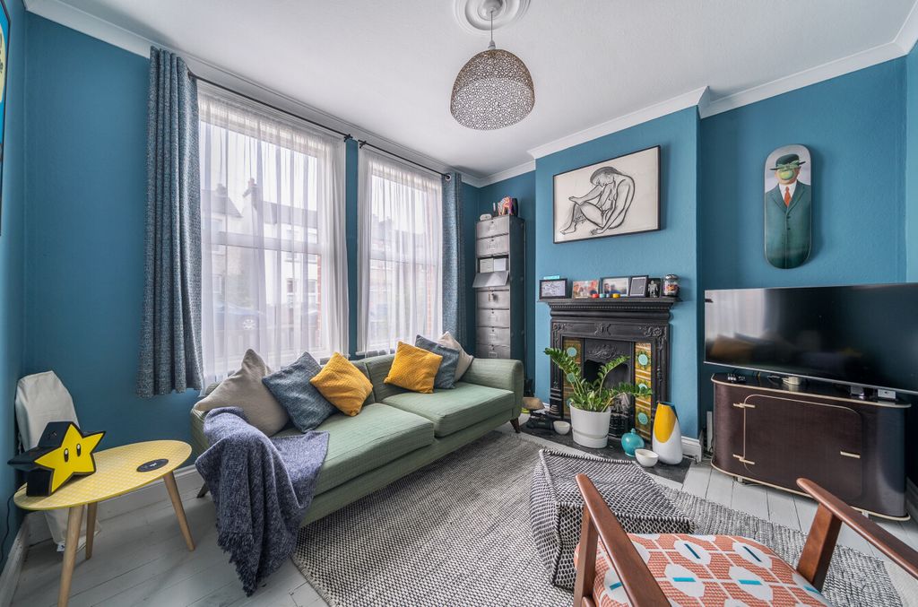 Property photo 2 of 16 1373230-10-6908E3...