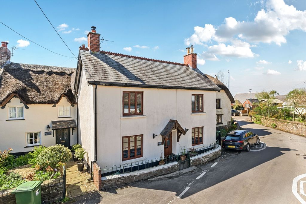 Property photo 1 of 14 1279857 (2)E