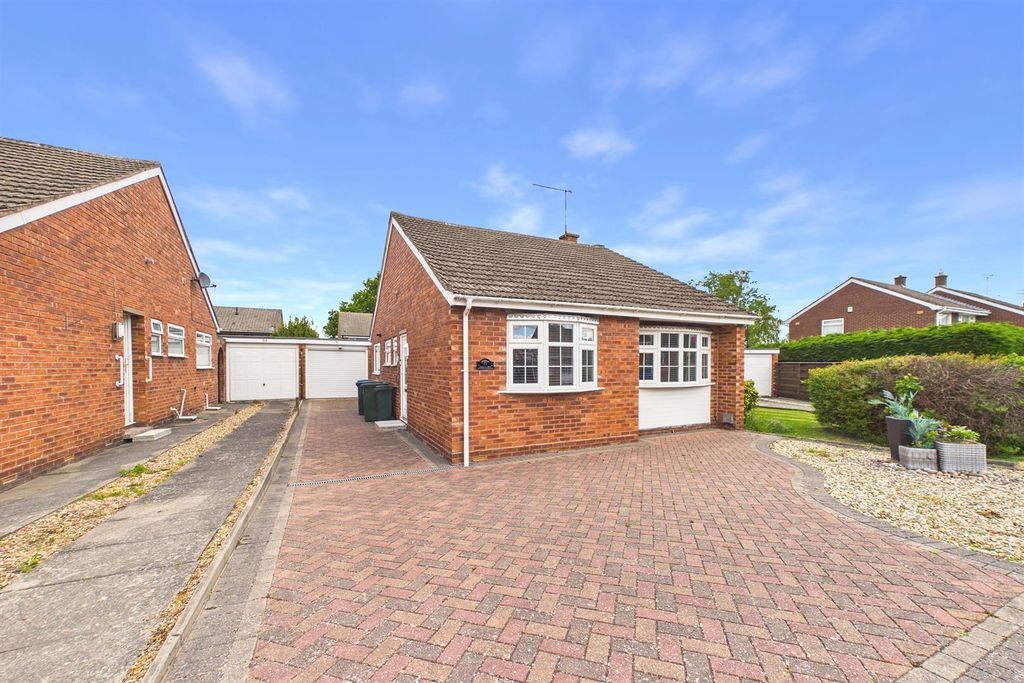 Property photo 1 of 10 Cam03736G0-Pr0277-Still008.Jpg
