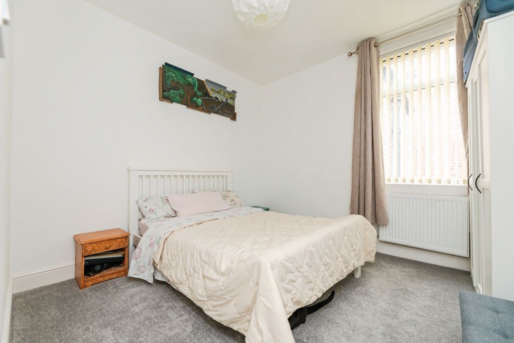 Property photo 3 of 19 2A8A4464