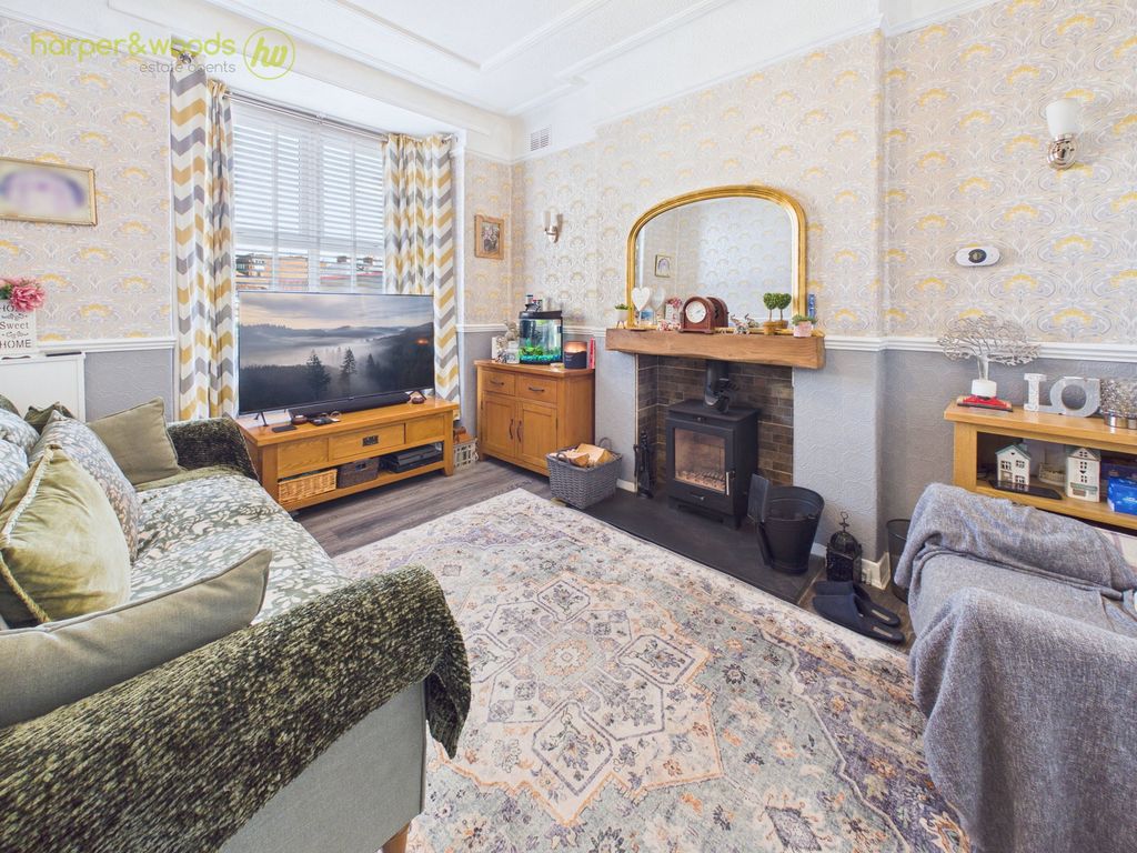 Property photo 3 of 26