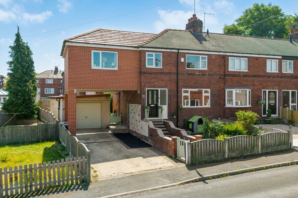 Property photo 1 of 31