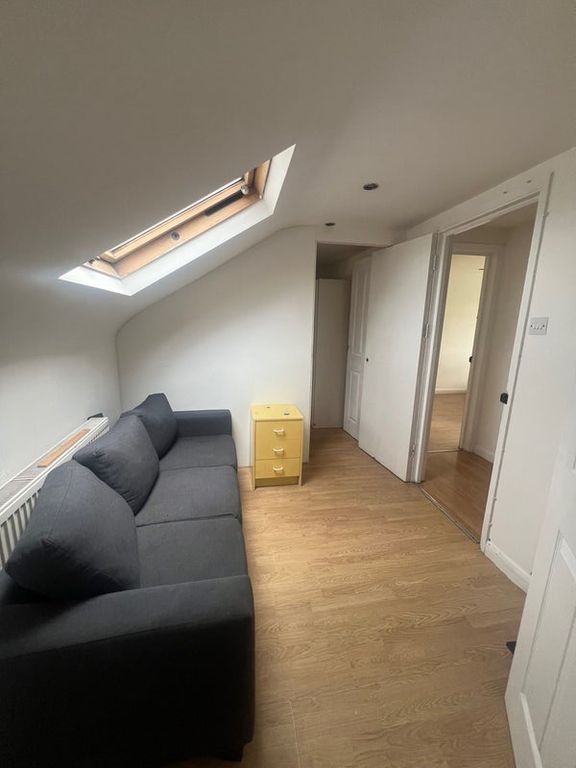 Property photo 2 of 4