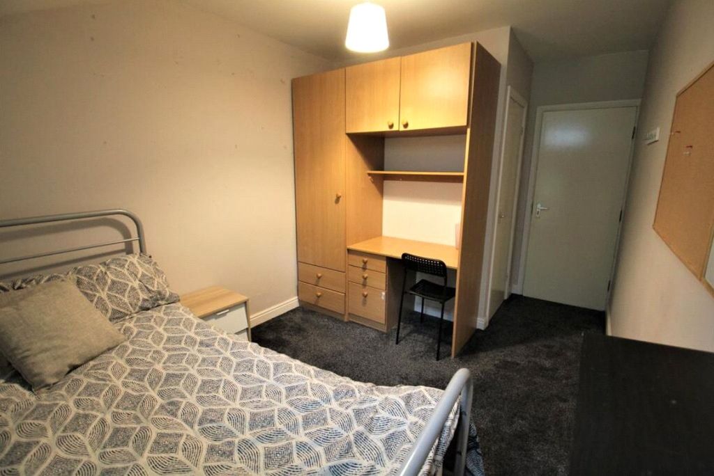 Property photo 2 of 7 Picture No. 03