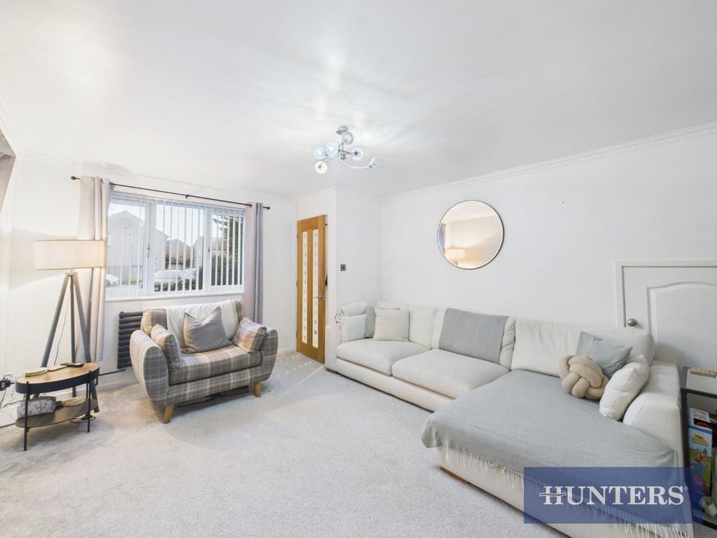 Property photo 2 of 17 Cam01494G0-Pr0510-Still025.Jpg