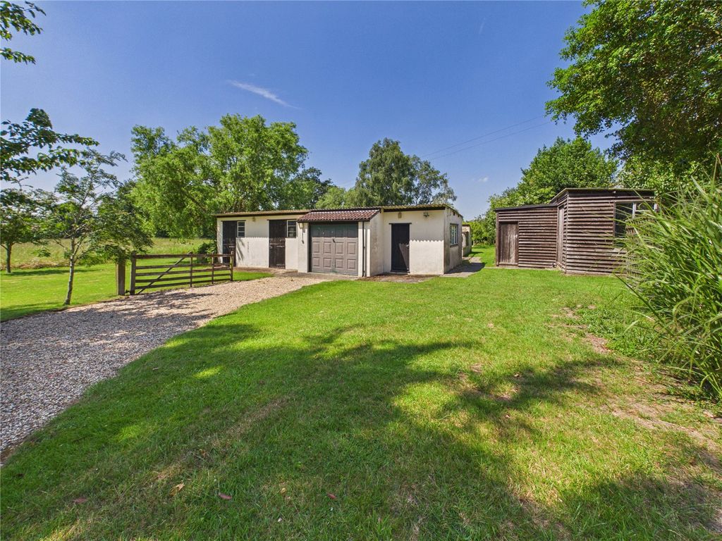 Property photo 3 of 33 Picture No. 22