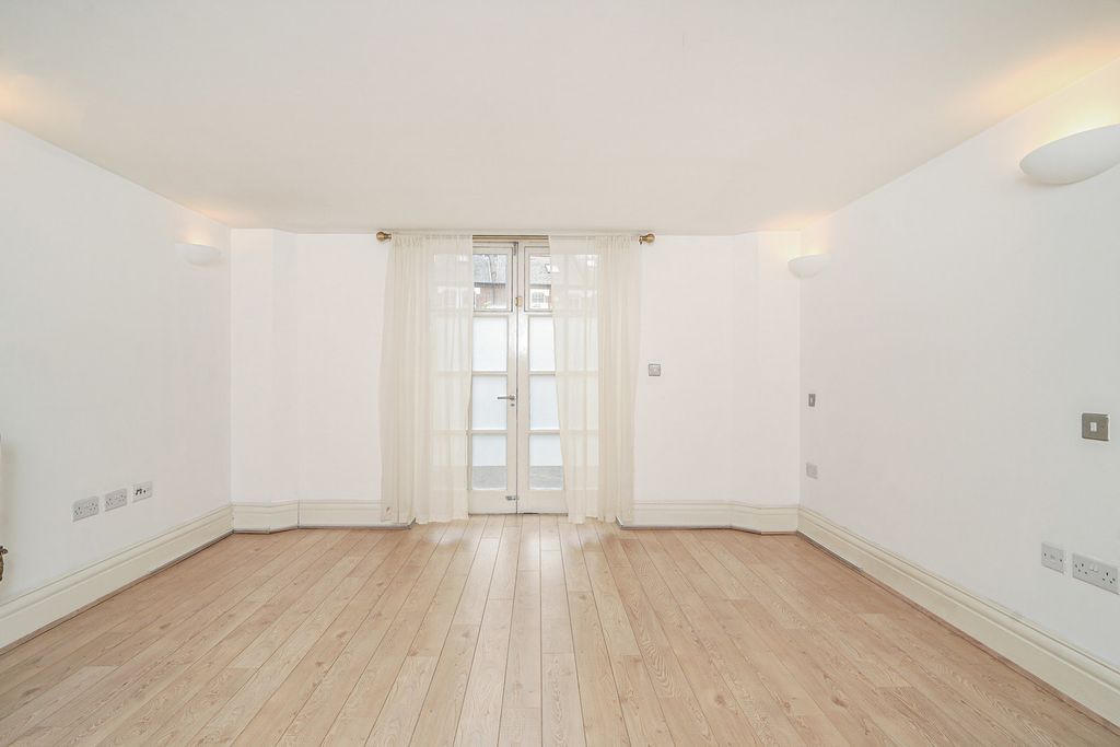 Property photo 3 of 15 Pbox-Img.Jpg