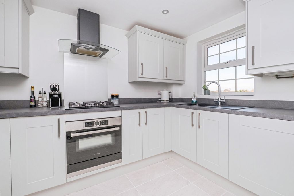 Property photo 3 of 17 Photography