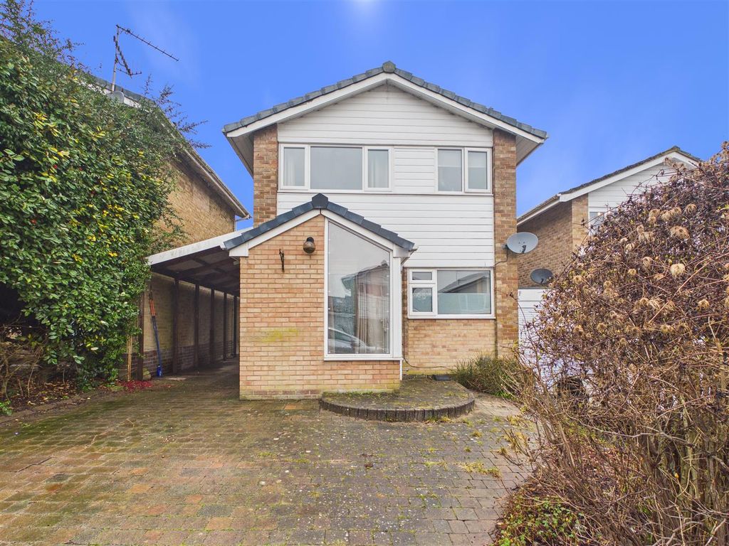 Property photo 1 of 18 Cam05476G0-Pr0128-Still005.Jpg