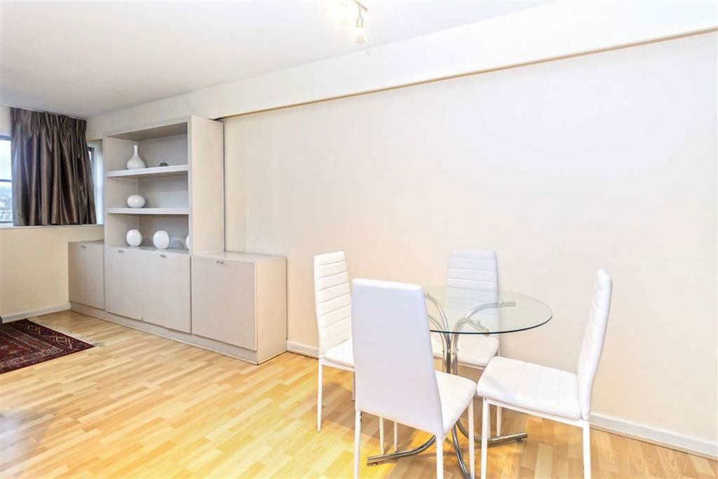 Property photo 3 of 5