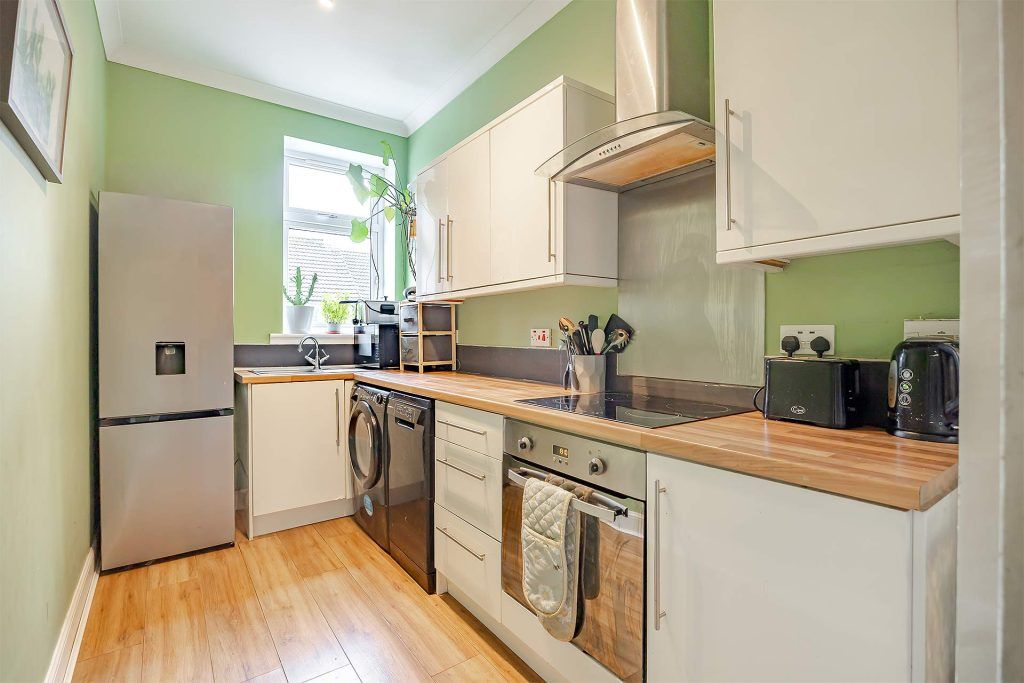 Property photo 2 of 22