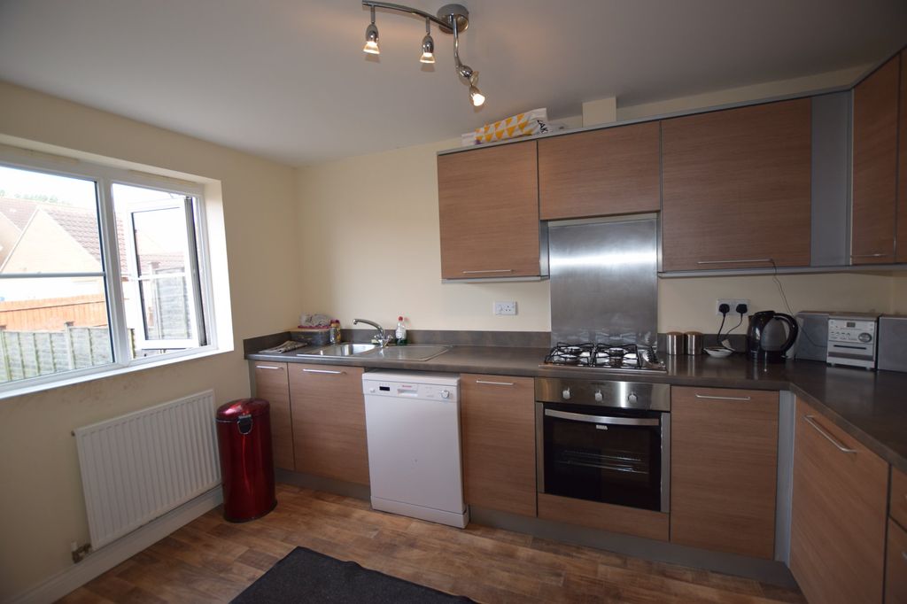 Property photo 2 of 4 Photo 02