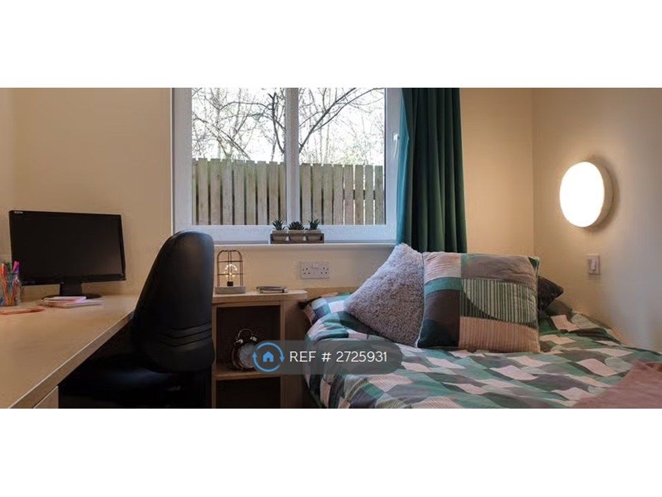 Property photo 2 of 5